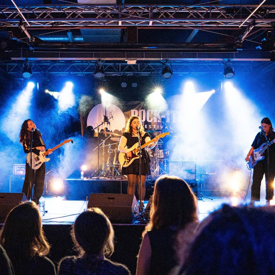 Noch bis Mitte Februar: Bands und Musiker aus Düsseldorf können sich bewerben