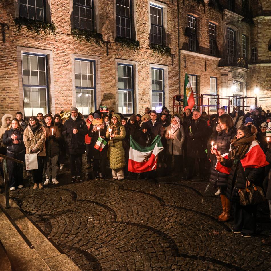 Halb-Iranerin Minou Rohjans: „Natürlich habe ich Angst um meine Familie“