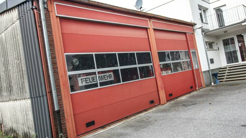 Umbau in Grevenbroich: Feuerwehr Neukirchen braucht eine neue Fahrzeughalle