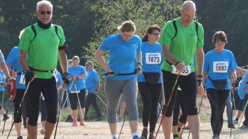 Nordic Walking in Mönchengladbach: Sportangebot „Runter von der Couch“ startet im März