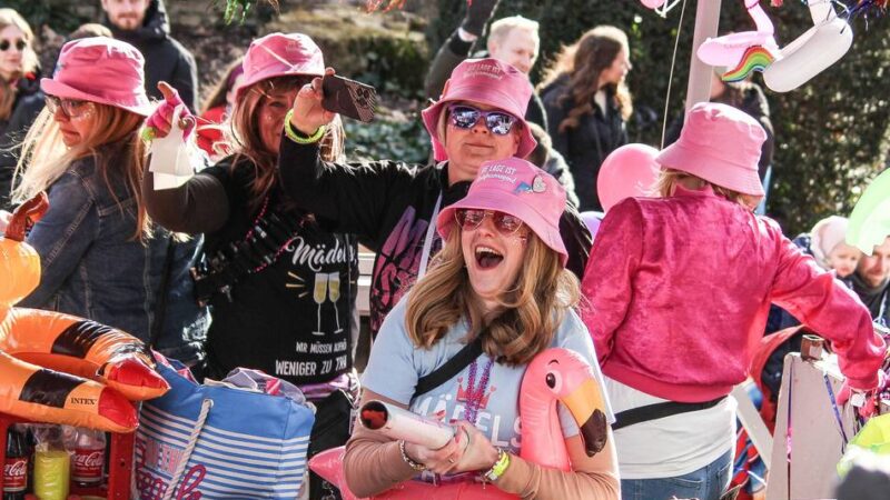 Karneval 2026 in Grevenbroich: Party-Umzug mit Sauerkraut und Trompeter – Hemmerden steht kopf