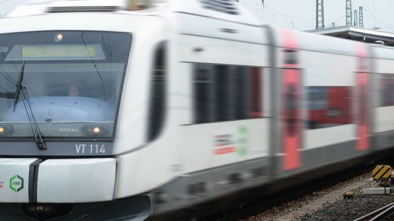 Zwischen Düsseldorf und Kleve: Wegen der großen Probleme – Ersatzzüge für Niersexpress werden getestet