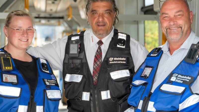 Rheinbahn in Düsseldorf: Wöchentlich Übergriffe gegen Kontrolleure – „Beim nächsten Mal bringe ich dich um!“