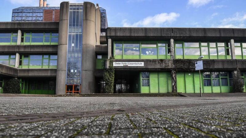 Dieter-Forte-Gesamtschule in Düsseldorf: Tragluft-Halle für den Schulsport kostet sechs Millionen Euro