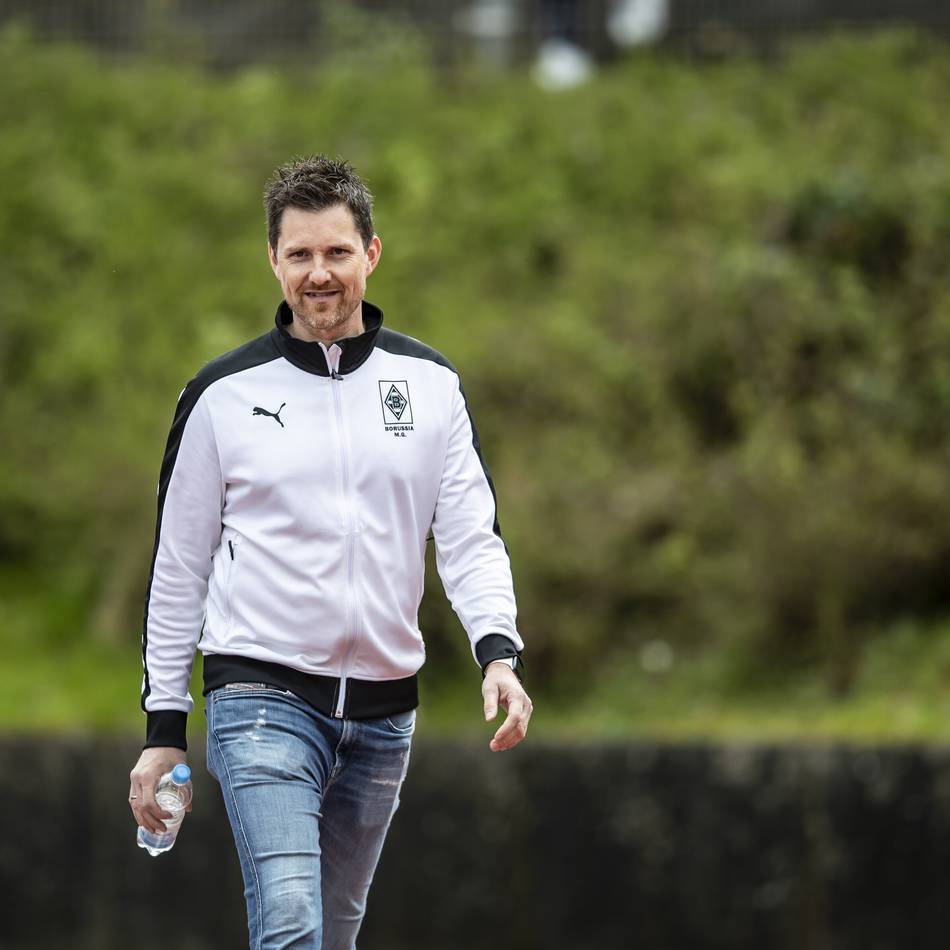 „Wettbewerb um Talente ist brutal“: Borussias Nachwuchs-Chef Sandmöller über Güner, den „Florian-Wirtz-Weg“ und eine Elf nur aus Fohlen