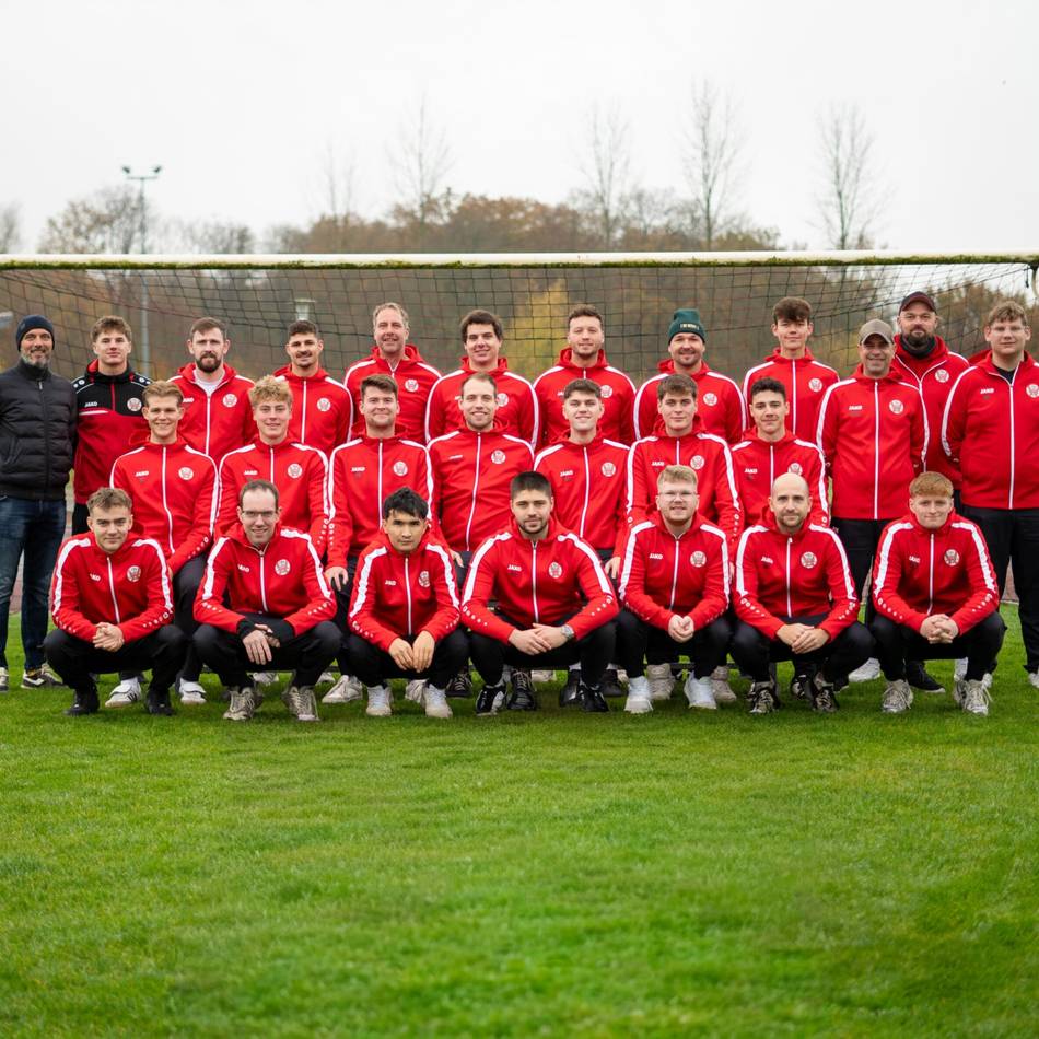 Reserve des TSV Wachtendonk/Wankum: Neue Trainingsanzüge für Wachtendonker Fußballer