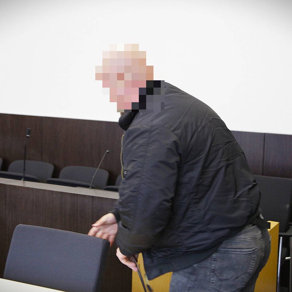 Prozess vor dem Düsseldorfer Amtsgericht: Volksverhetzung – Mann wegen rechter Parole zu Bewährungsstrafe verurteilt
