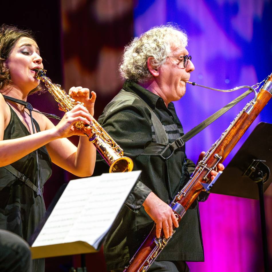 Konzert in Duisburg: Gelungener Bach mit Star-Saxophonistin Asya Fateyeva