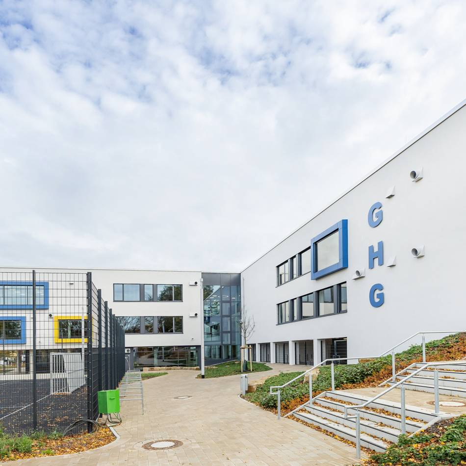 Feier am Schulzentrum Hiesfeld: „Campus steht nicht für Luxus, sondern für zeitgemäßes Lernen“