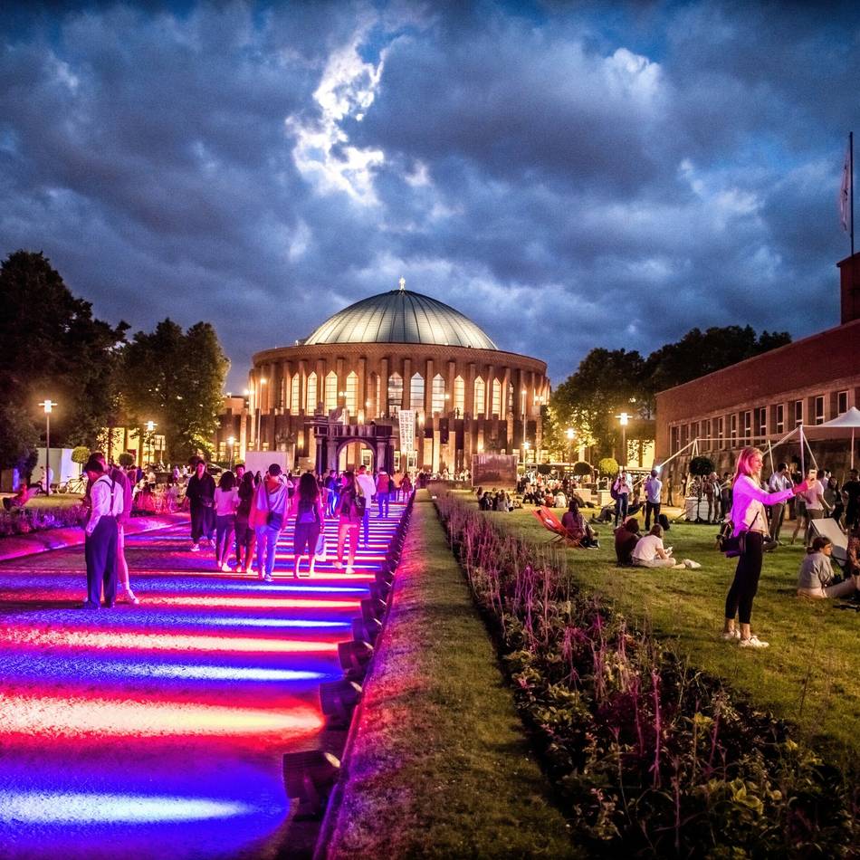 Kult-Ensemble in Düsseldorf: 100 Jahre große Schau im Ehrenhof