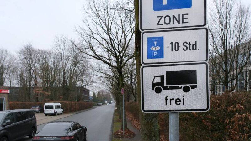 Neue Maßnamen: Flughafenparker: So geht die Stadt vor