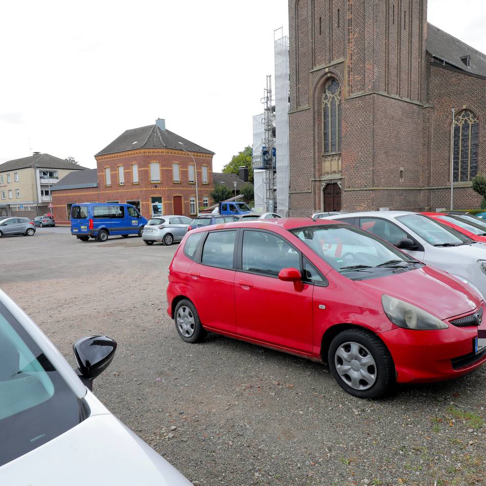 Mit Baubeginn im Alpener Ortskern: Parkplatz an der Lindenallee fällt weg