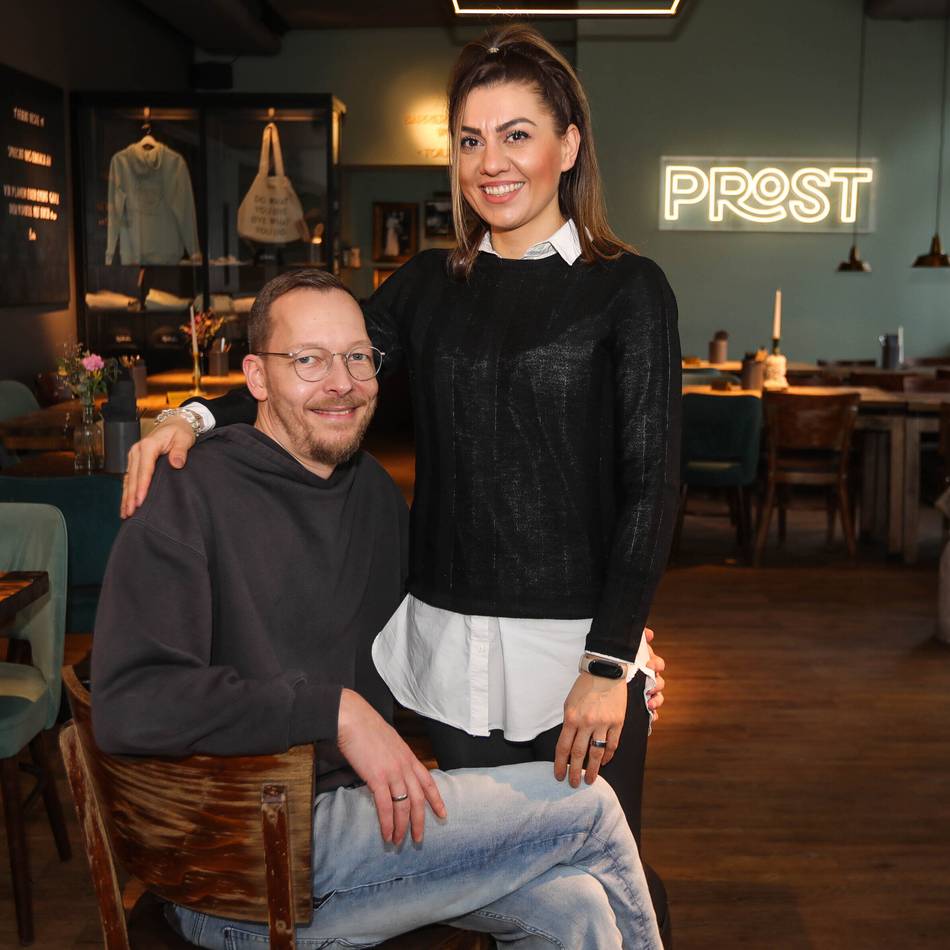 Paare aus Düsseldorf: Hinter Herr Knillmann in Gerresheim steht eine Liebesgeschichte