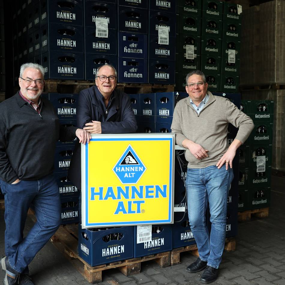 Im Alten Brauhaus in Korschenbroich-Liedberg: Goldenes Fass, Tauschbörse und ein Lied zum 300. Geburtstag von Hannen Alt