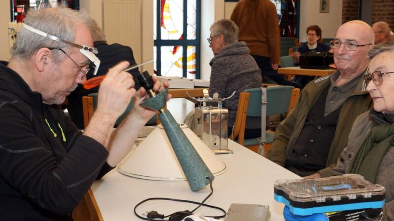 Nachhaltigkeit in Korschenbroich: Repair-Café mit PC-Hilfe und Expertin für Nähmaschinen
