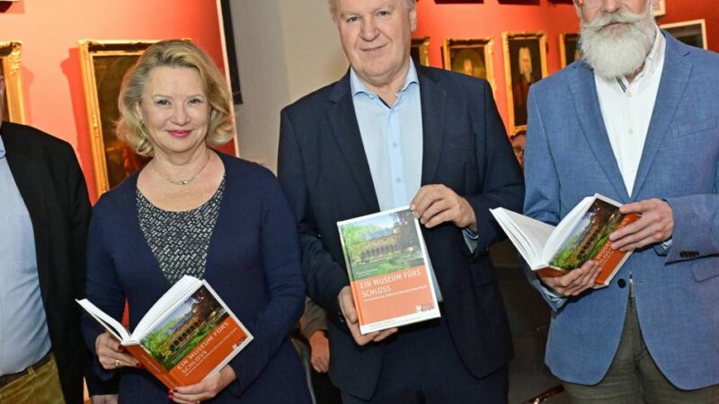 Geschichte in Mönchengladbach: Museum Schloss Rheydt als Spiegel der Zeit