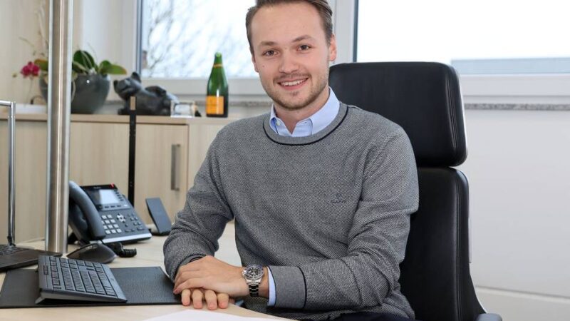 Wirtschaft in Mönchengladbach: Jung-Unternehmer stellt IT-Spezialisten breiter auf