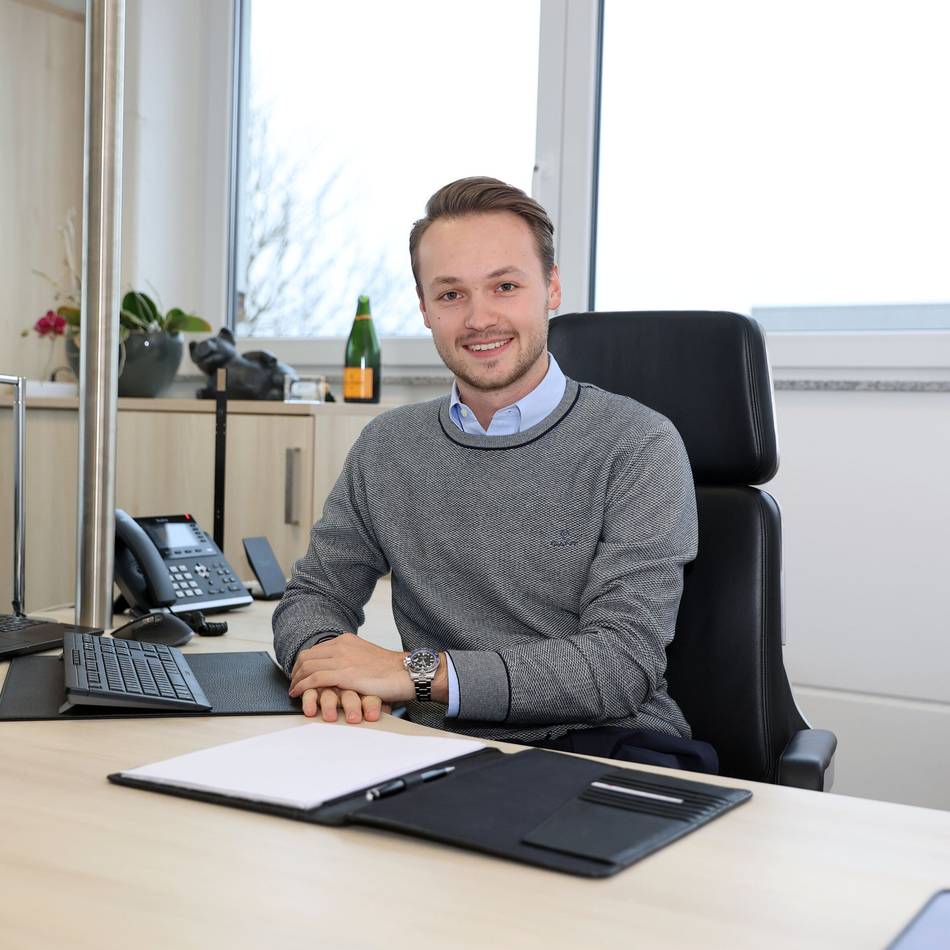 Wirtschaft in Mönchengladbach: Jung-Unternehmer stellt IT-Spezialisten breiter auf