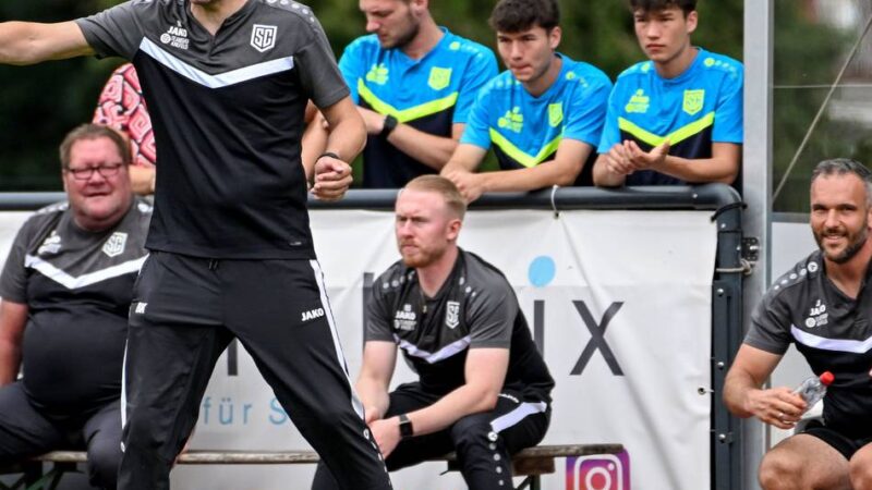Vor Duell mit BW Dingden: „Muss einen Oberligisten trainieren“ – erster Abgang beim SC St. Tönis steht fest