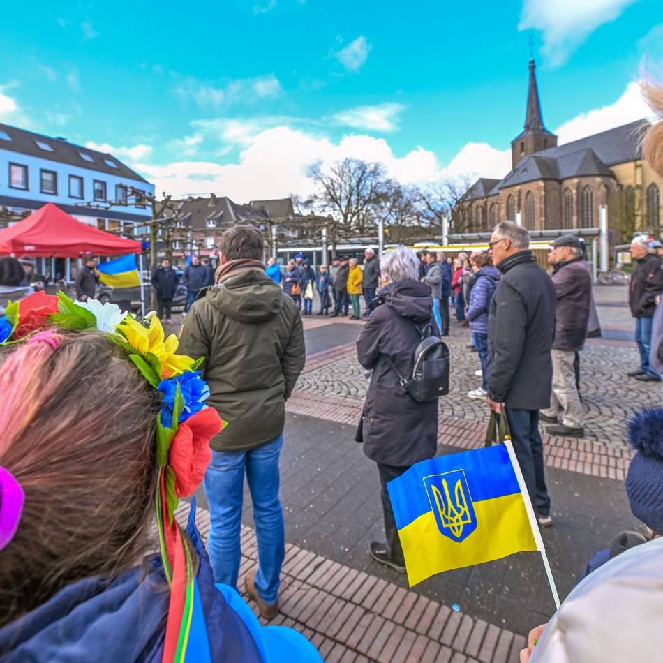 Solidaritätskundgebung auf dem Markt: Geldern zeigt Flagge für die Ukraine