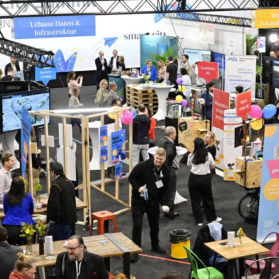 KI beim SmartCity-Summit in Mönchengladbach: Ein Marktplatz der digitalen Zukunftswerkstätten