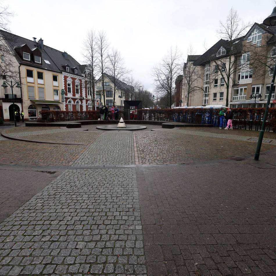 Karneval in Leverkusen – 2025/26: Alkoholopfer, Prügeleien, Widerstand – Weiberfastnacht in Schlebusch