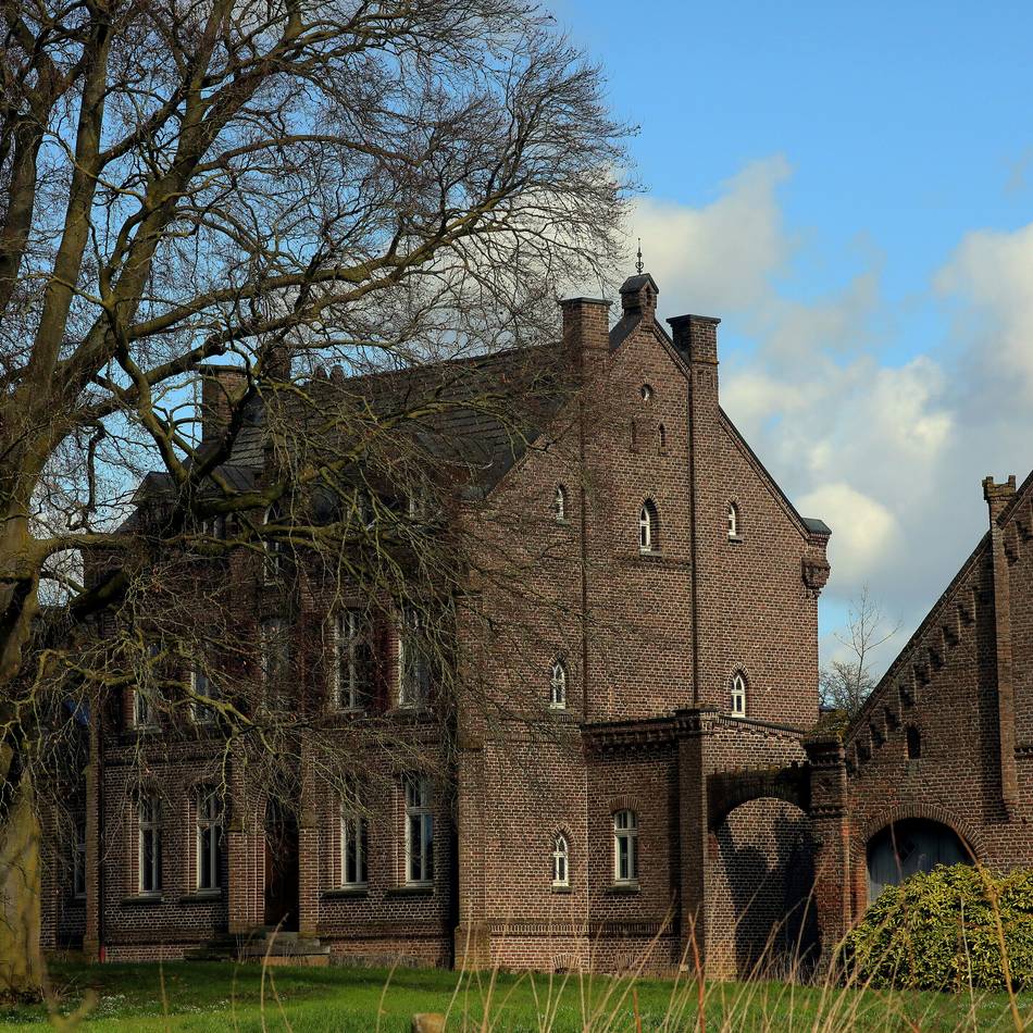 Pläne für das Herrenhaus in Xanten vorgestellt: Hitzfeldhof soll Mehrgenerationenhaus werden
