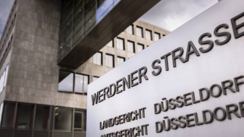 Prozess in Düsseldorf: Disco-Türsteher soll mehrere Gäste schwer verletzt haben