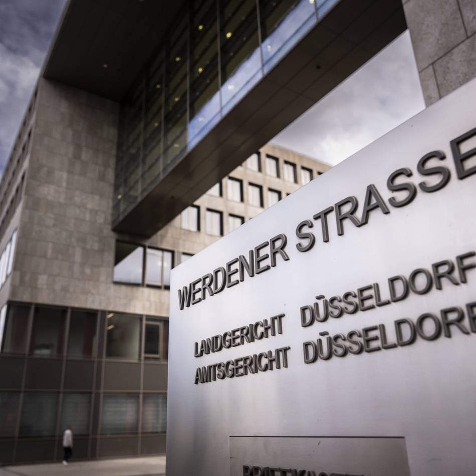 Prozess in Düsseldorf: Disco-Türsteher soll mehrere Gäste schwer verletzt haben