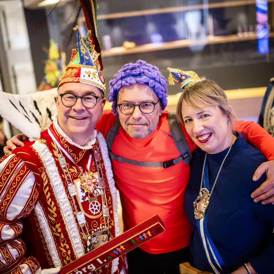 Großer Empfang: So war der Auftritt des Ratinger Prinzenpaars bei der RP