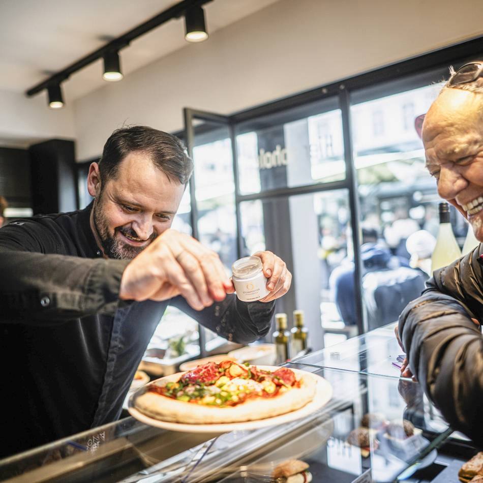 Gastro-Event in Düsseldorf: Bewerbungsphase für Chefs in Town startet – was Gastronomen wissen müssen