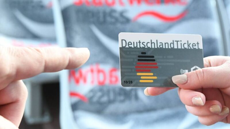 Stadtwerke Neuss: Fahrgäste in Bussen werden befragt