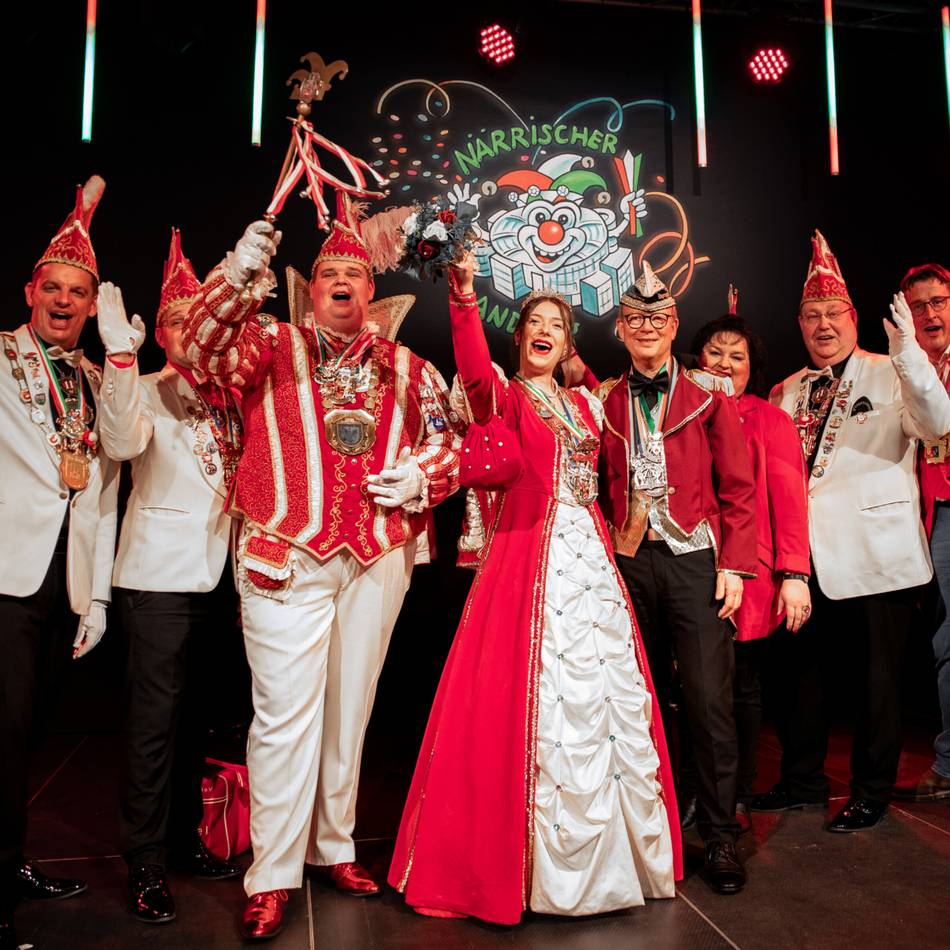 Tollitäten aus dem Kreis Wesel in Düsseldorf: Kamp-Lintforter Prinzenpaar erhält Orden des Landtags