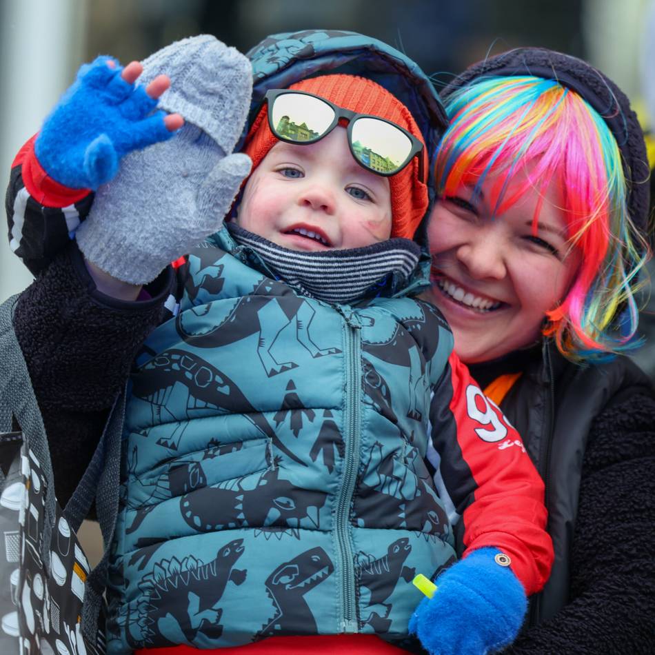 Duisburger Kinderkarneval 2026: So schön war der Kinderkarnevalszug in Hamborn und Marxloh