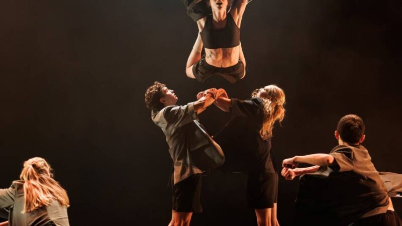 Kultur im März in Leverkusen: Mozart trifft im Forum auf Abba