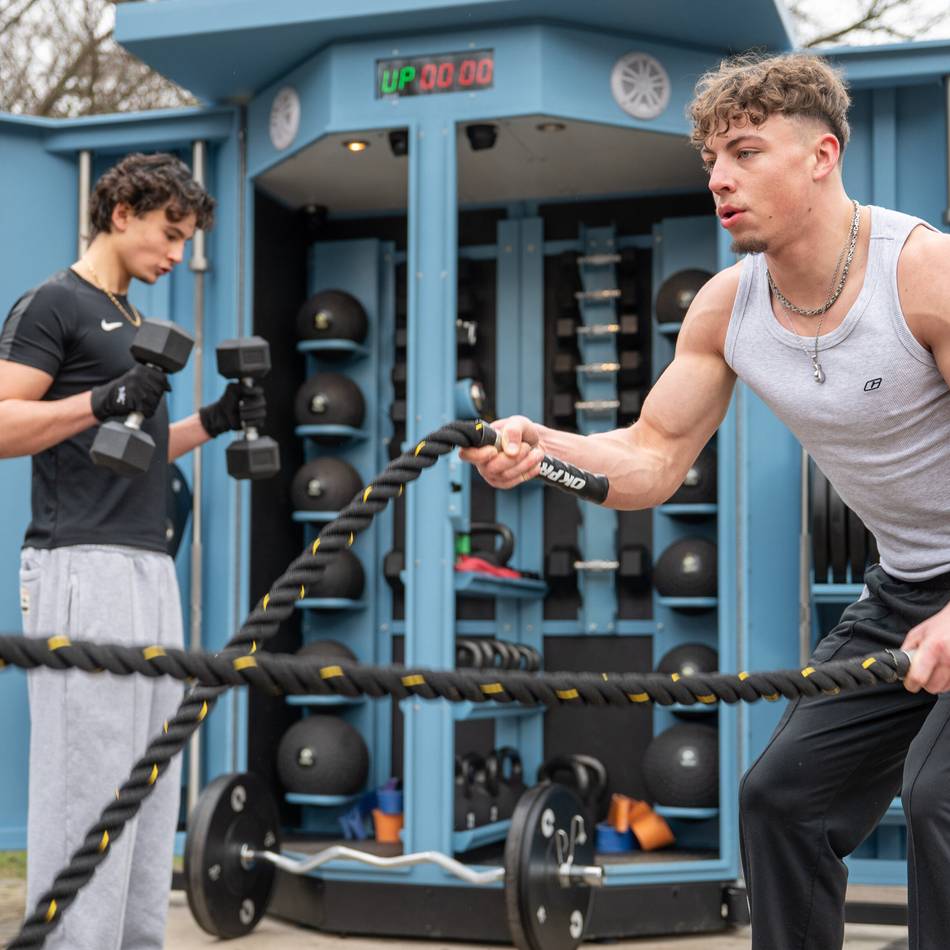 Testbetrieb für acht Monate: Eisen pumpen und Rope skipping – neue Outdoor Gym Box im Sportpark