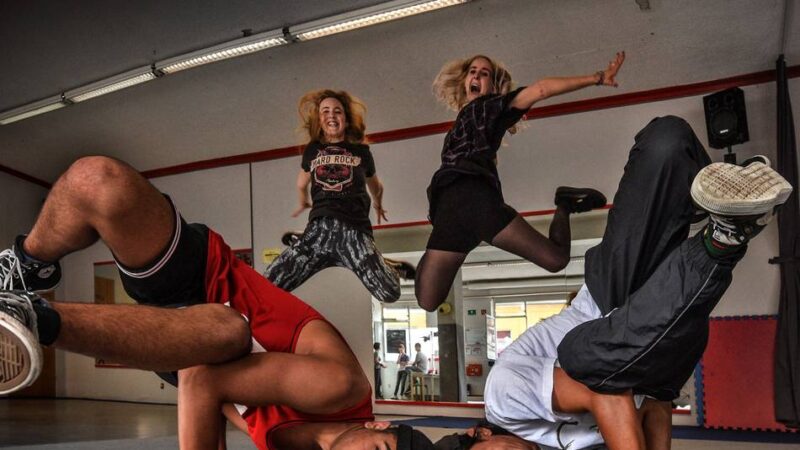 MoveFactory kommt nach Goch: Aufführung im Kastell: Eine Straße und ganz viel Zusammenhalt