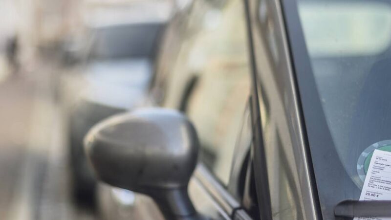 Knöllchen und Bußgelder: Fast 30.000 Verstöße – Falschparker füllen Klever Stadtkasse