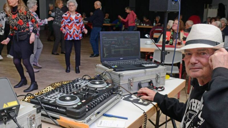 Disco für die Generation „Ü60“ in Erfttal: „Ich fühle mich wieder wie eine 15-Jährige“