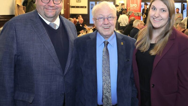 Politischer Aschermittwoch der SPD in Krefeld: OB bereitet auf Einschnitte vor: „Es wird wehtun“