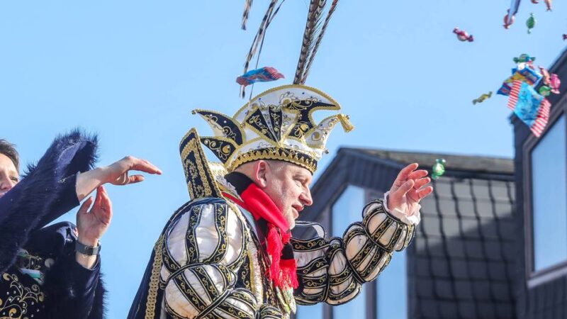 Karneval in Düsseldorf: Ganz Unterbach ist am Sonntag eine einzige Party