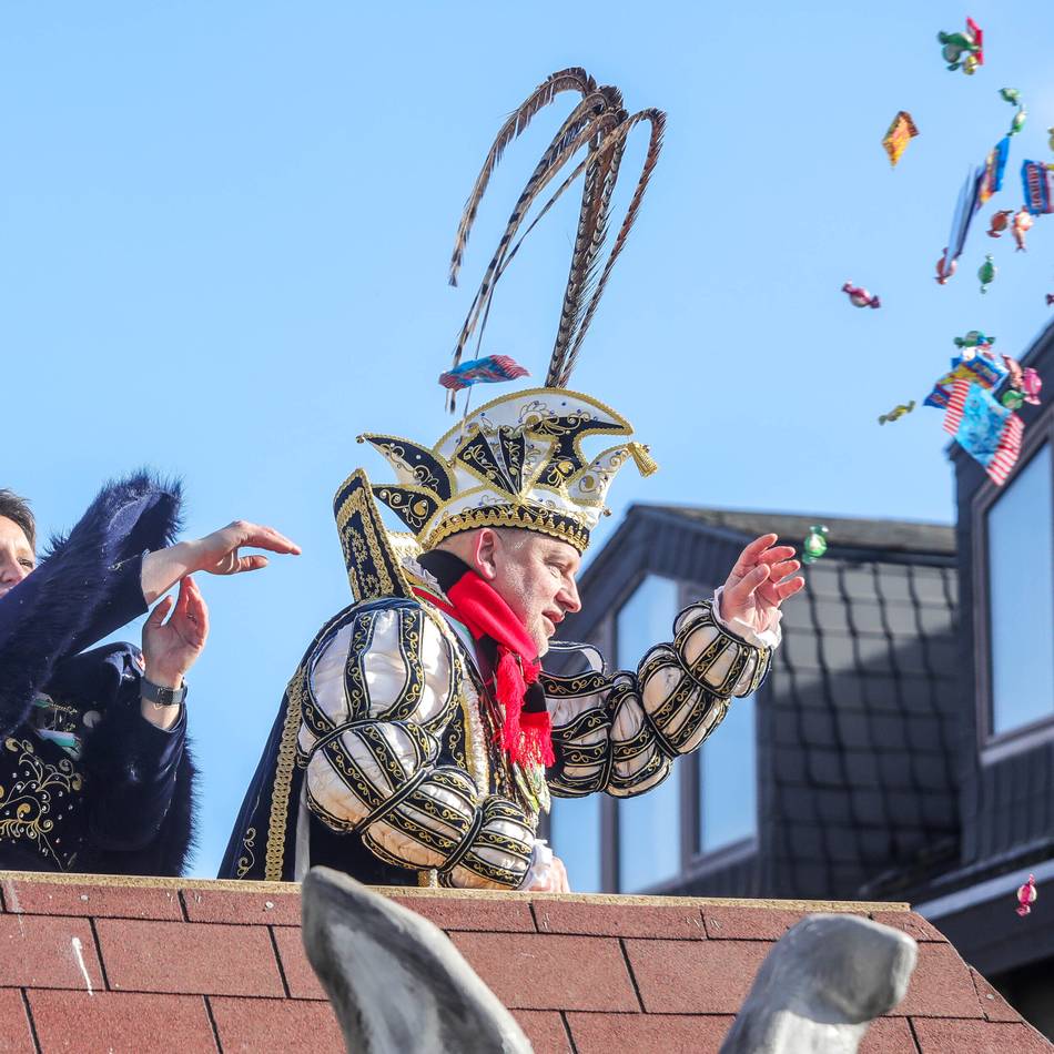 Karneval in Düsseldorf: Ganz Unterbach ist am Sonntag eine einzige Party