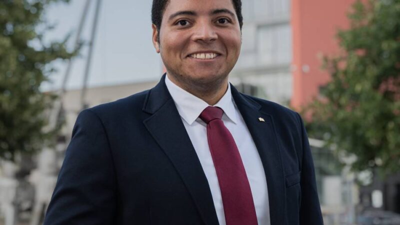 Aufsichtsrat konstituiert sich: Stadt Neuss baut ihre Immobilien-Holding um