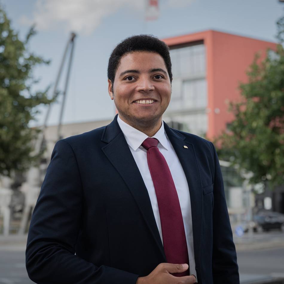 Aufsichtsrat konstituiert sich: Stadt Neuss baut ihre Immobilien-Holding um