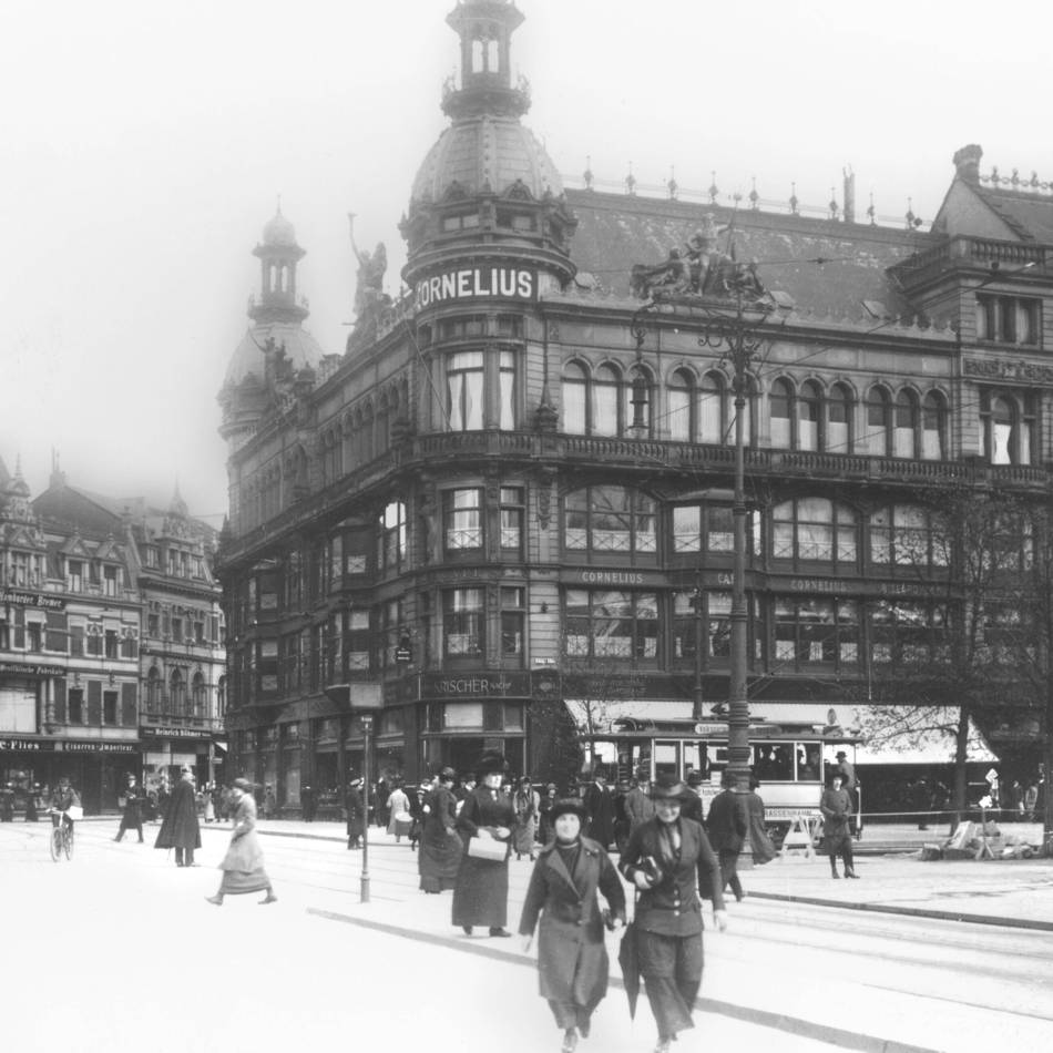 Woher hat die Königsallee ihren Namen?: „Pferdekot von ruchloser Hand geschleudert“ – Als die Düsseldorfer ihren König empfingen