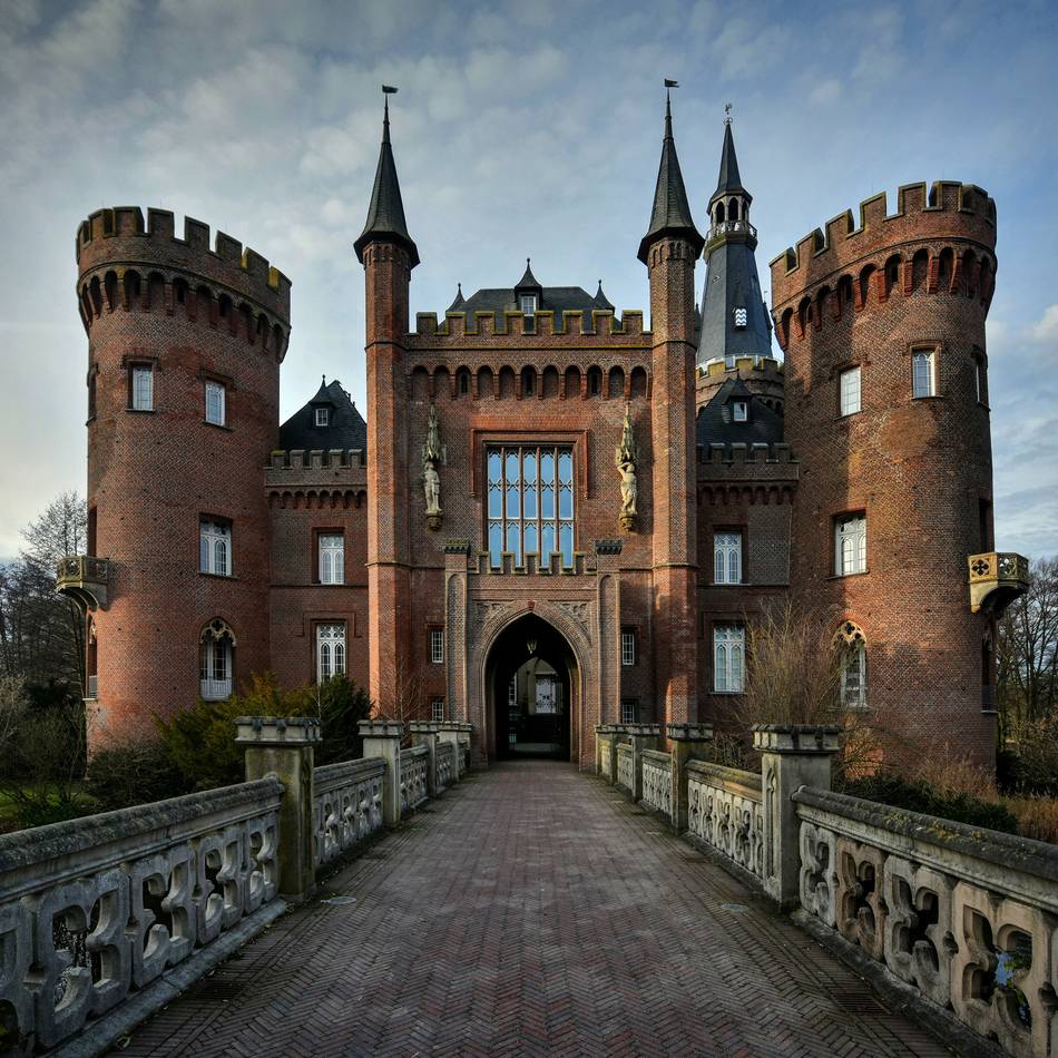An Rosenmontag: Im Schloss Moyland gibt es Kunst statt Kamelle