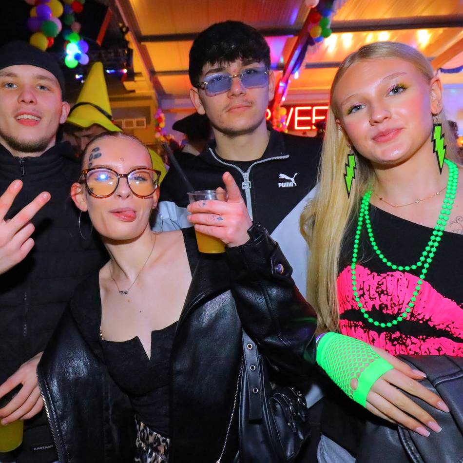 Schippers-Party der Landjugend Veen: Erst fliegen, dann feiern