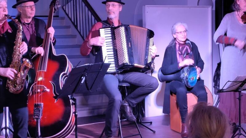 KulturHaus Zach in Hückeswagen: Stimmungsvoller Abend mit dem „Odessa Projekt“