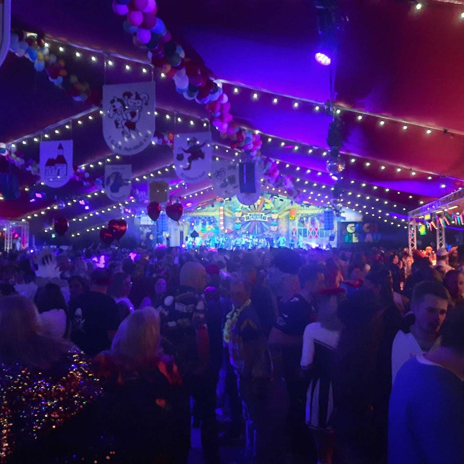 Karneval in der Weberstadt: Vorsicht vor den Möhnen! Goch feiert Altweiber