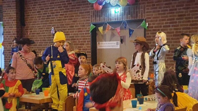SoLaHa-Sitzung in Sonsbeck: So feiern Kinder Karneval in der elternfreien Zone